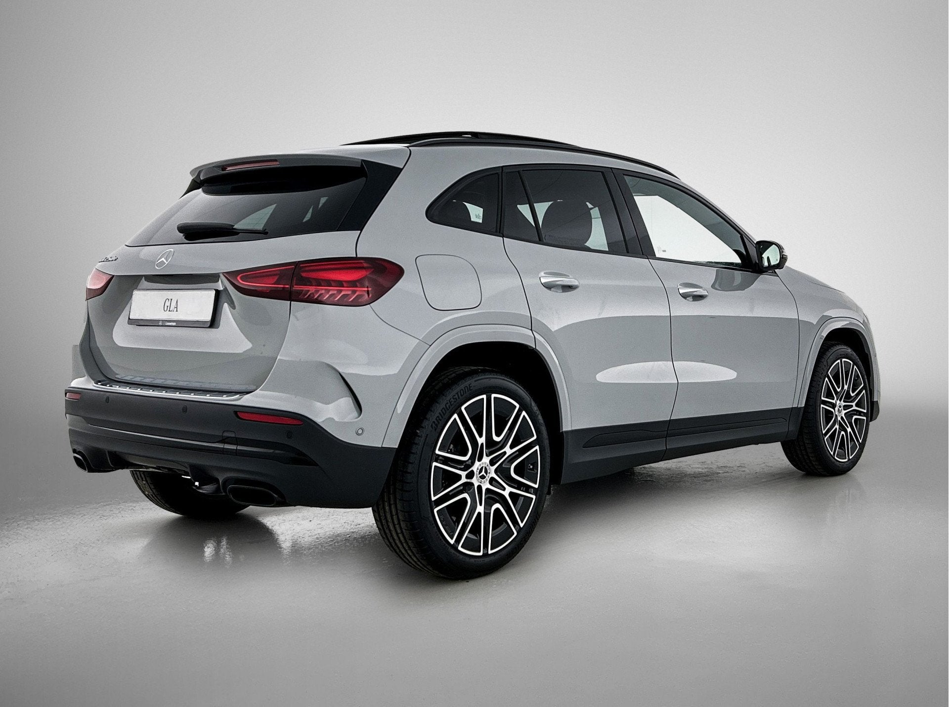 Mercedes-Benz GLA 250 e Business Solution AMG | AMG Line Plu, Auto's, 12 maanden, 1800 kg, 4 cilinders, Bedrijf
