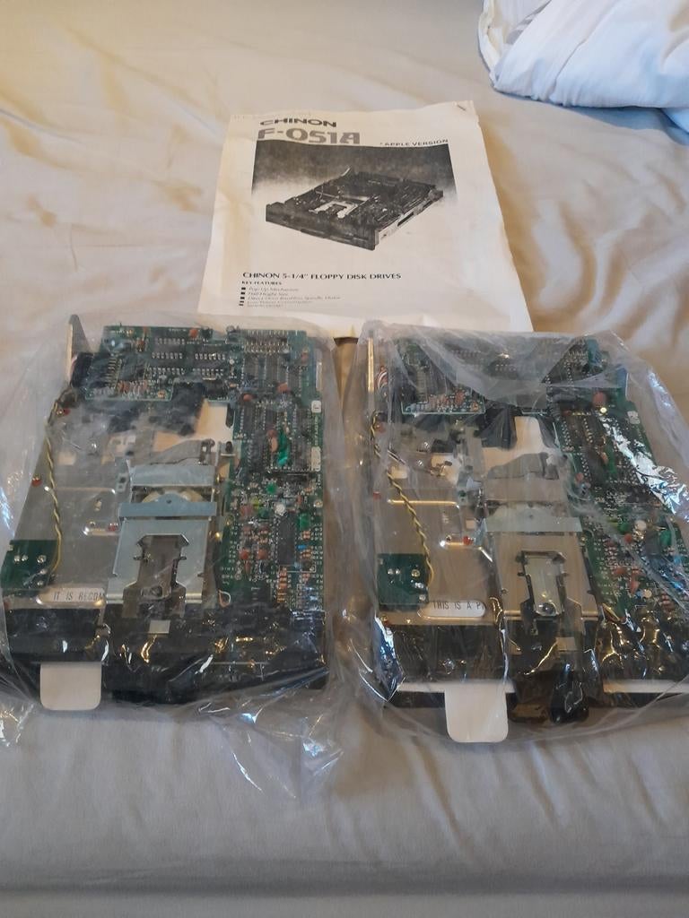 Chinon F-051A floppy drive Apple, Ophalen of Verzenden