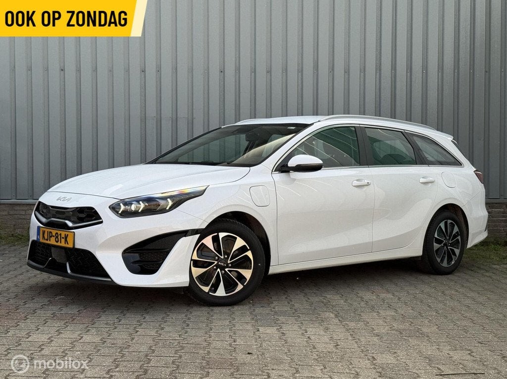Kia Ceed Sportswagon 1.6 GDI PHEV DynamicLine | Camera | ACC, 77 km/l, Euro 6, Wit, Plug-in hybride
