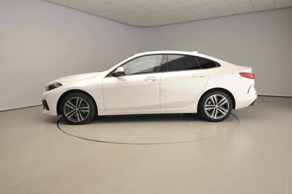 BMW 2 Serie Gran Coupé 220i | LED | Navigatie | Sportstoele, Auto's, BMW, Gebruikt, Euro 6, 4 cilinders, Leder en Stof