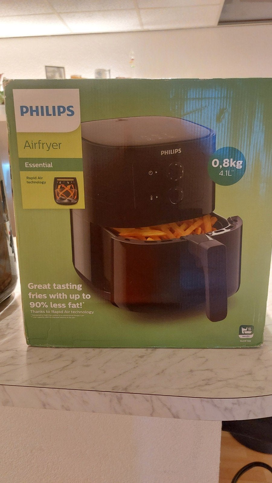 Philips Essential Airfryer - 0.8kg/4.1L - Zo goed als nieuw, Ophalen of Verzenden, Zo goed als nieuw, Airfryer, 750 t/m 999 gram