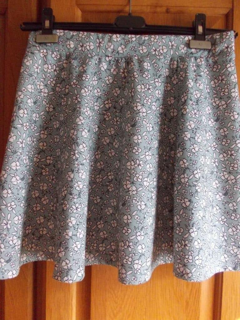 Mooie rok van FB Sister in maat L., Kleding | Dames, Rokken, Ophalen, Meerkleurig, Maat 42/44 (L), Zo goed als nieuw