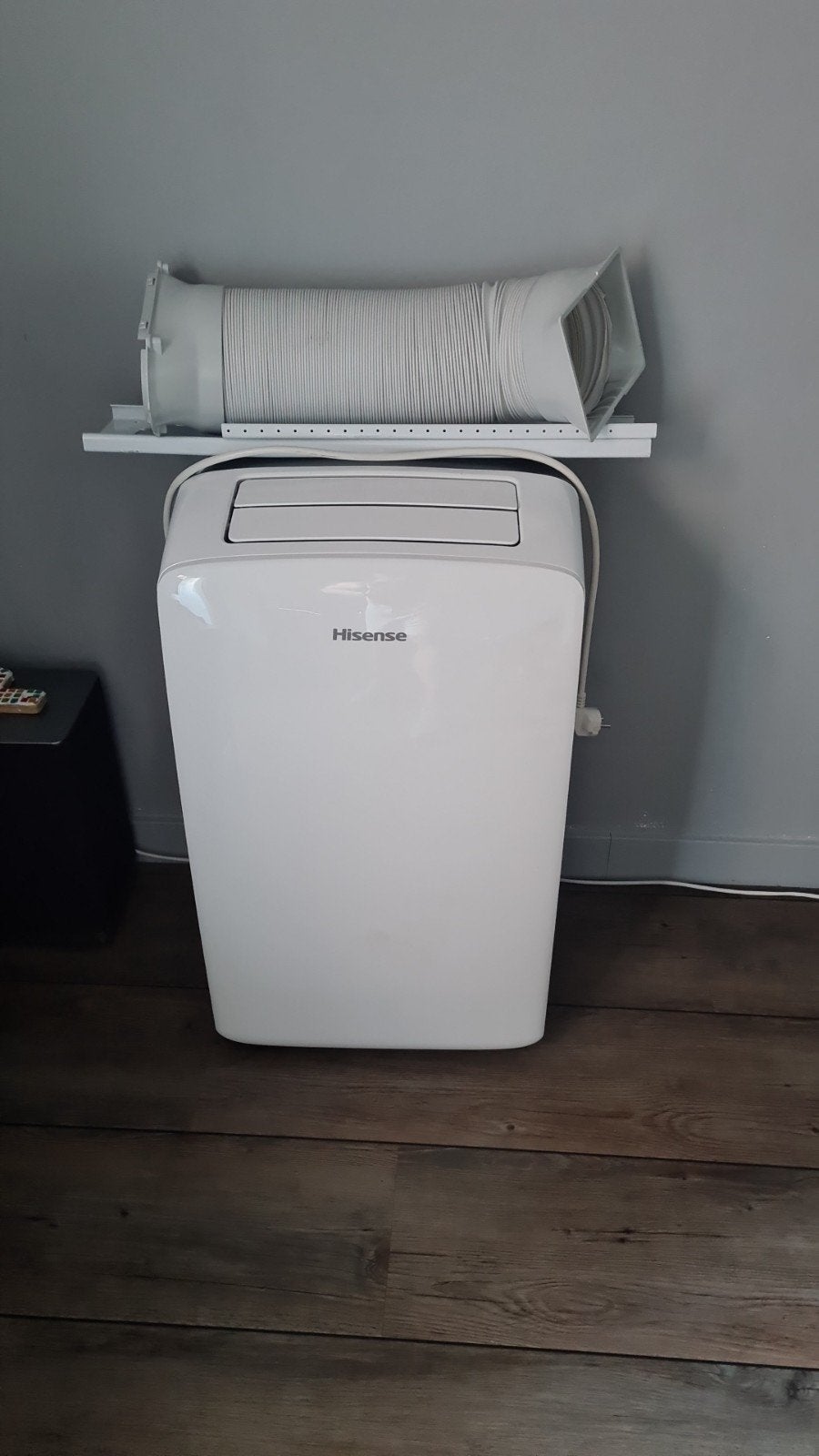 Hisense Mobiele Airco APH12 - Koelen, Ventileren, Verwarmen, Ophalen, Koelen en Ontvochtigen, Timer, 3 snelheden of meer