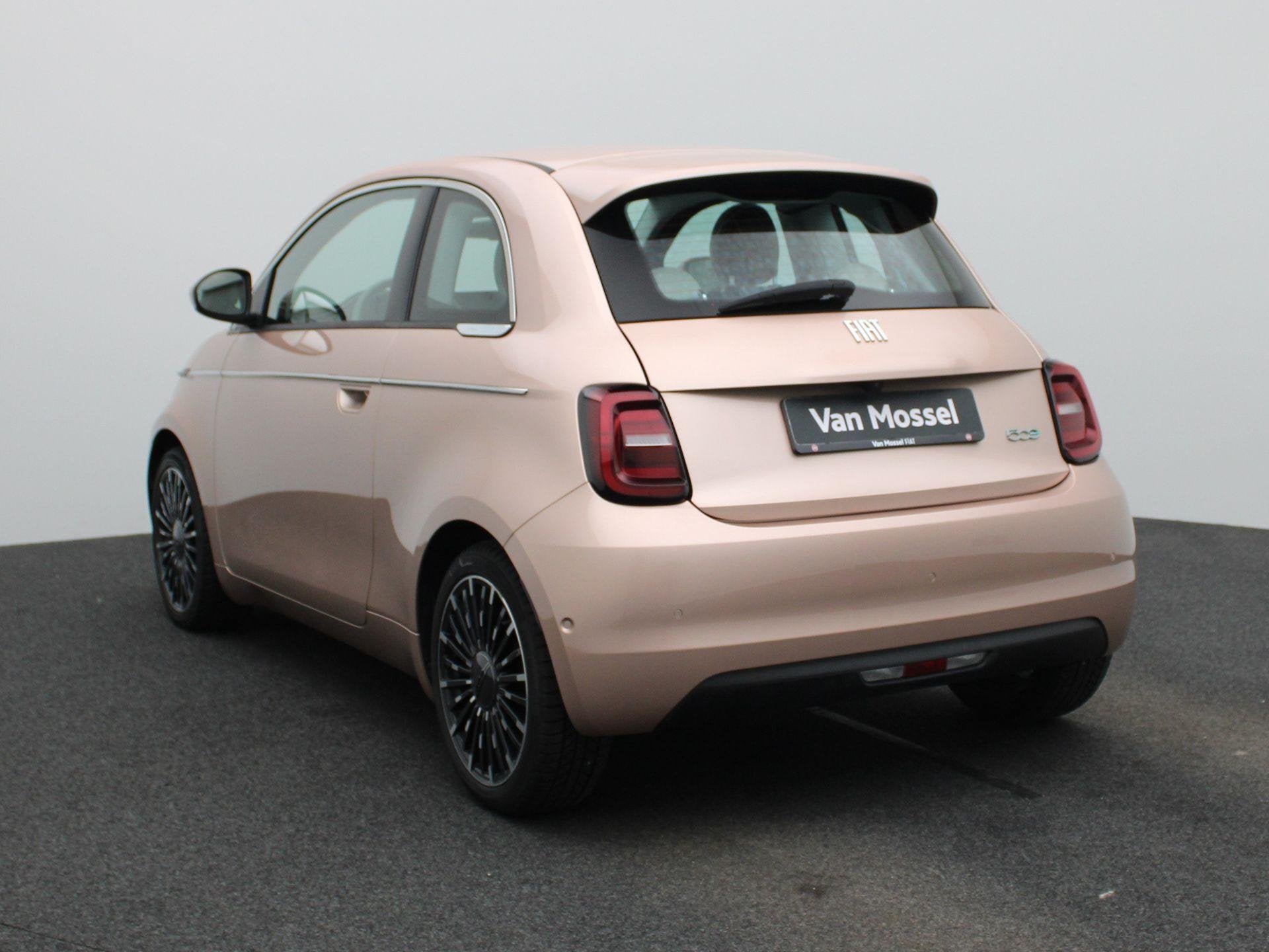 Fiat 500 LA PRIMA BY BOCELLI | STOELVERWARMING | CAMERA | LE, Auto's, Fiat, 12 maanden, 118 pk, Overige kleuren, 4 stoelen