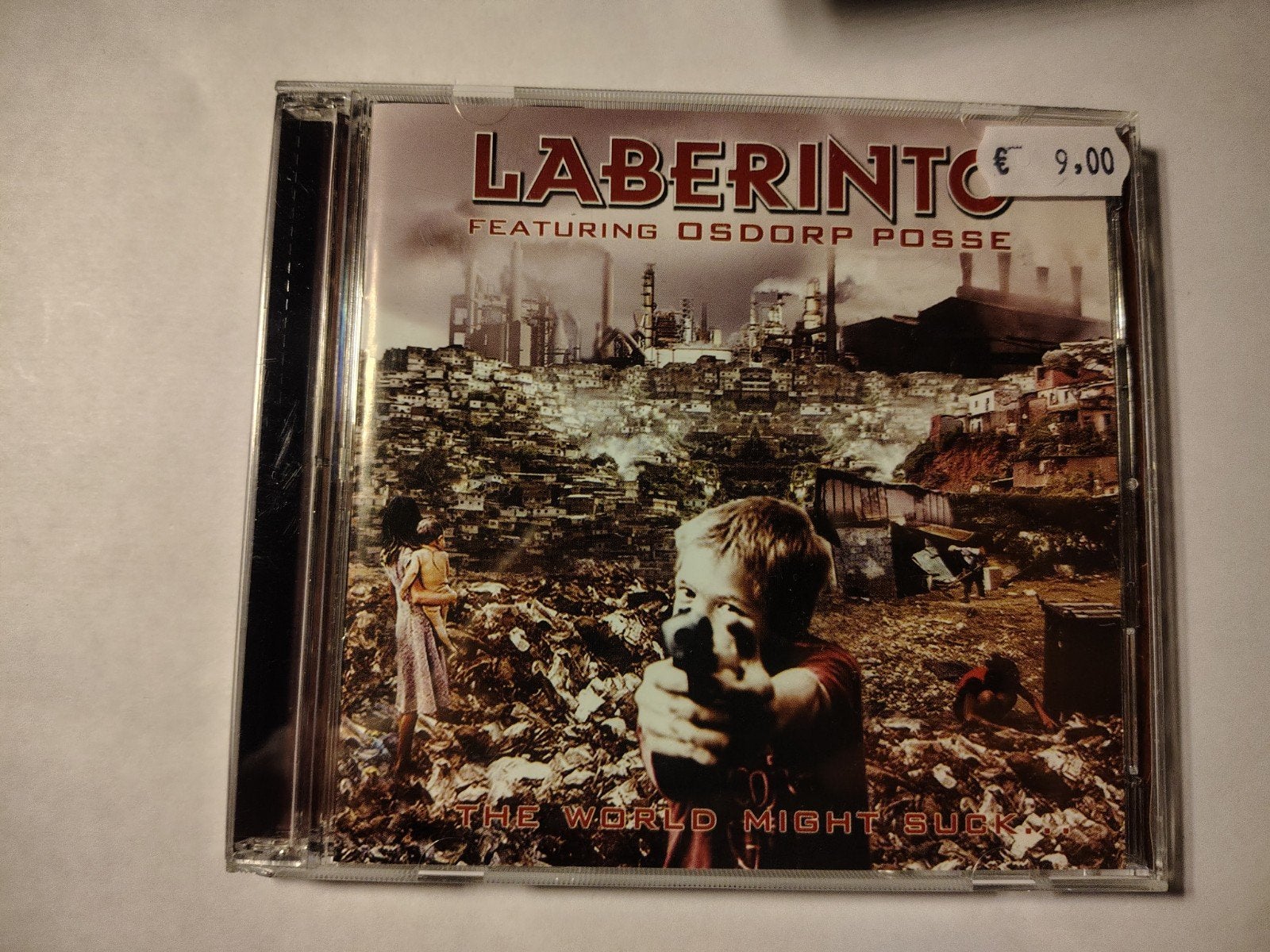 Laberinto Osdorp Posse - The World Might Suck, Cd's en Dvd's, Cd's | Hiphop en Rap, Ophalen of Verzenden, Zo goed als nieuw