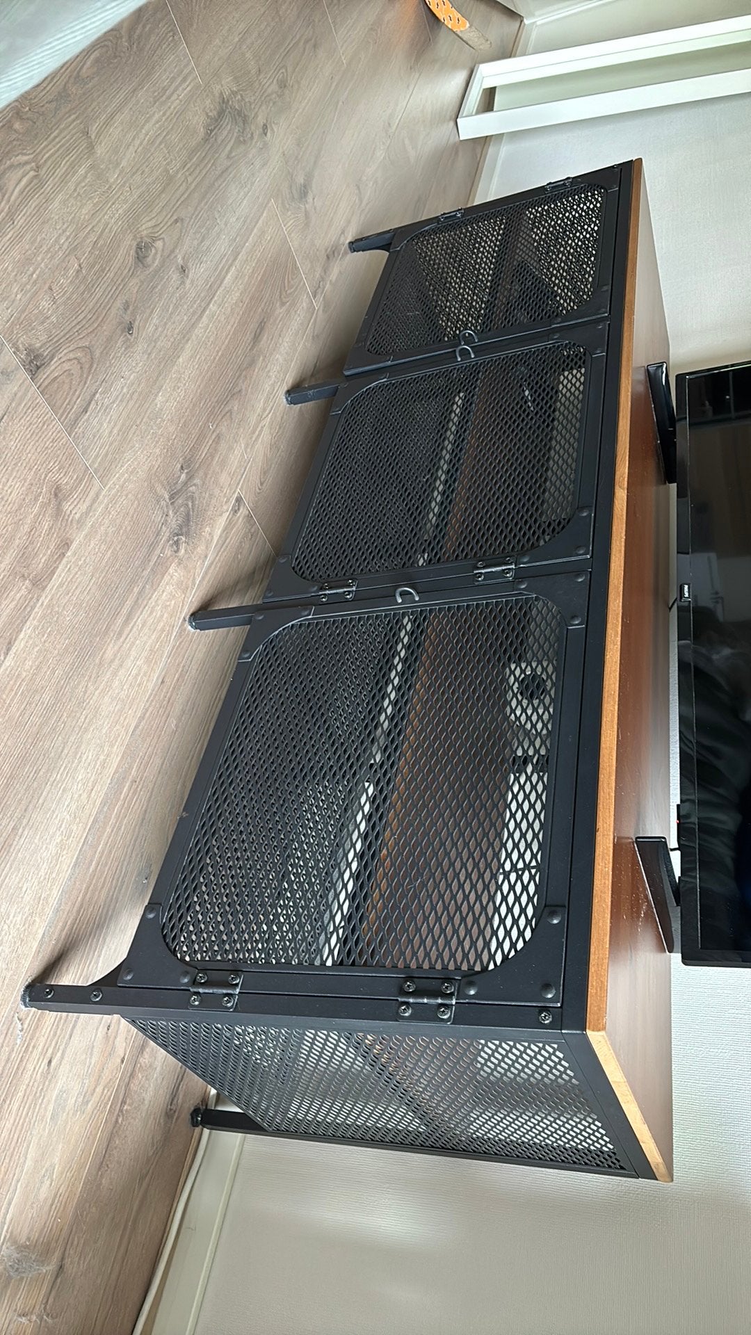 Tv meubel hout/zwart staal, Huis en Inrichting, Kasten | Televisiemeubels, Ophalen, Zo goed als nieuw, 25 tot 50 cm, Minder dan 100 cm