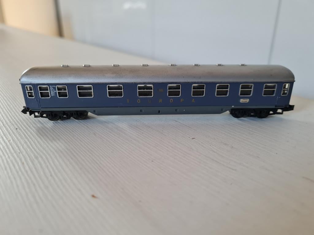 2 Minitrix touropa rijtuigen 3013, Gebruikt, Gelijkstroom, Trix, Wagon