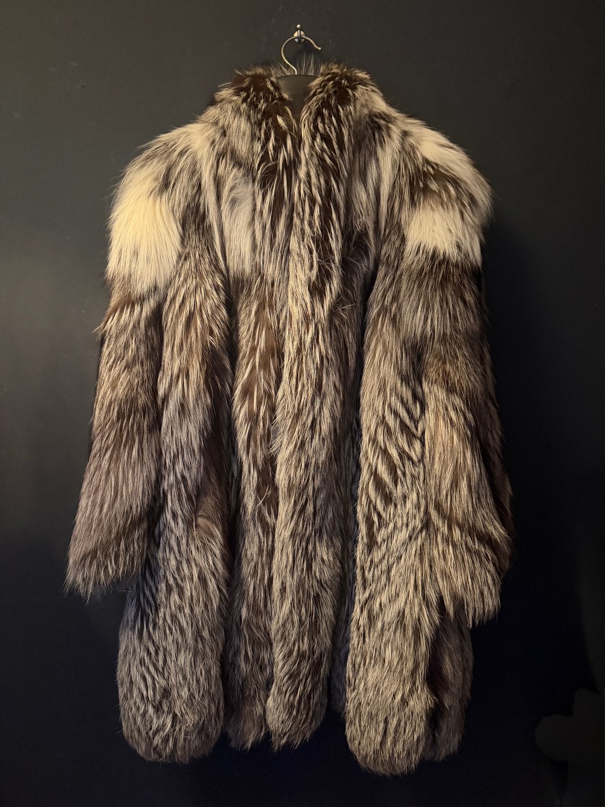 Unieke Bontjas van Zilvervos SAGA FOX Maat XL 48, Verzenden, Zo goed als nieuw, Maat 46/48 (XL) of groter, Bruin