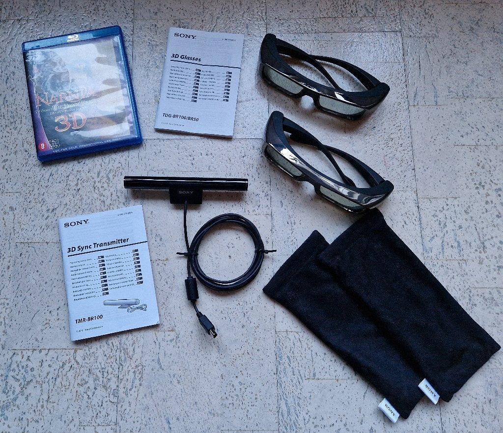 Sony 2x 3D bril + Zender  + Narnia 3D, Ophalen of Verzenden, Zo goed als nieuw