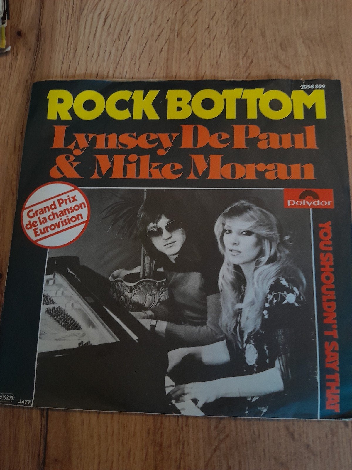 lynsey de paul 7inch rock bottom, Ophalen of Verzenden, Zo goed als nieuw, Pop