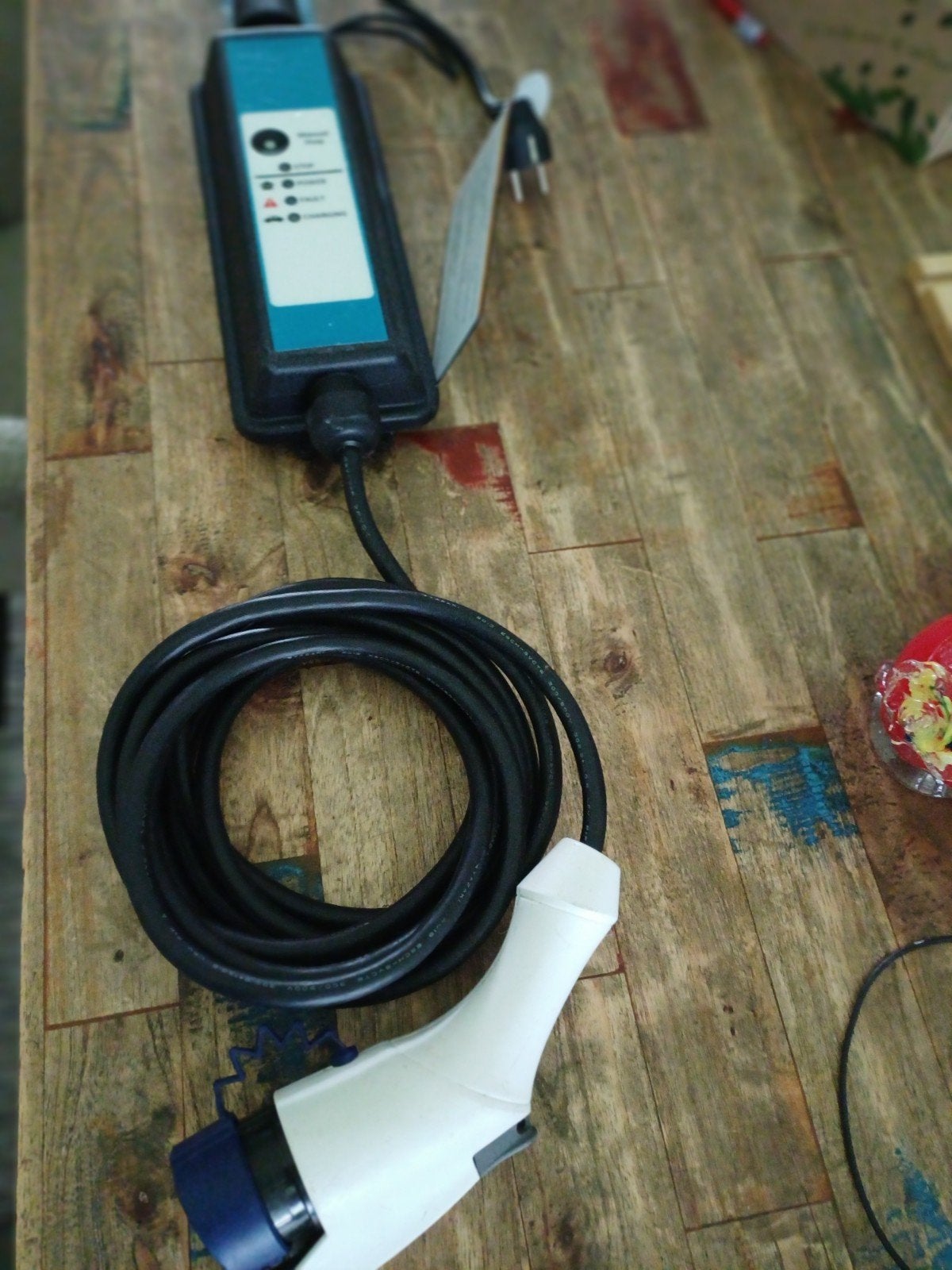 Oplader Yazaki model 9482A334, Ophalen, Gebruikt