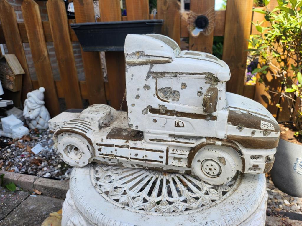 Scania torpedo front, Tuin en Terras, Tuinbeelden, Ophalen