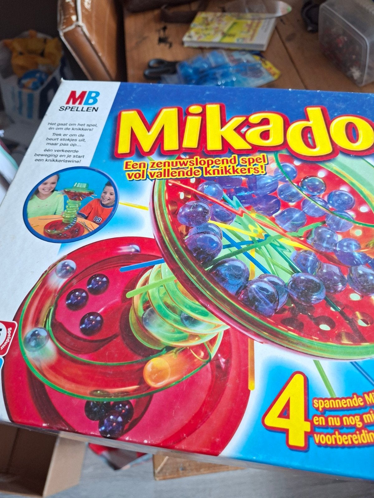 MB Spellen Mikado: Zenuwslopend spel vol vallende knikkers, Een of twee spelers, Ophalen of Verzenden, Gebruikt, MB Spellen
