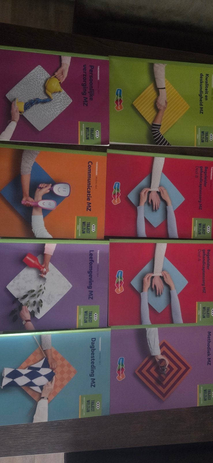 Traject Welzijn MZ Theorieboeken (diverse titels), ThiemeMeulenhoff, Ophalen of Verzenden, Zo goed als nieuw, MBO