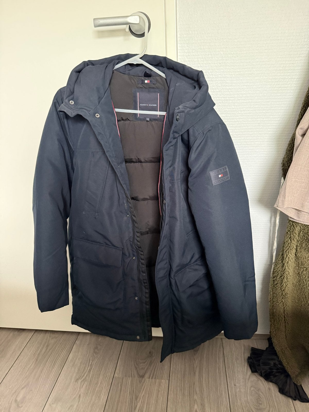 Tommy Hilfiger winterjas - Donkerblauw, maat 176, Ophalen of Verzenden, Zo goed als nieuw, Maat 46 (S) of kleiner, Blauw