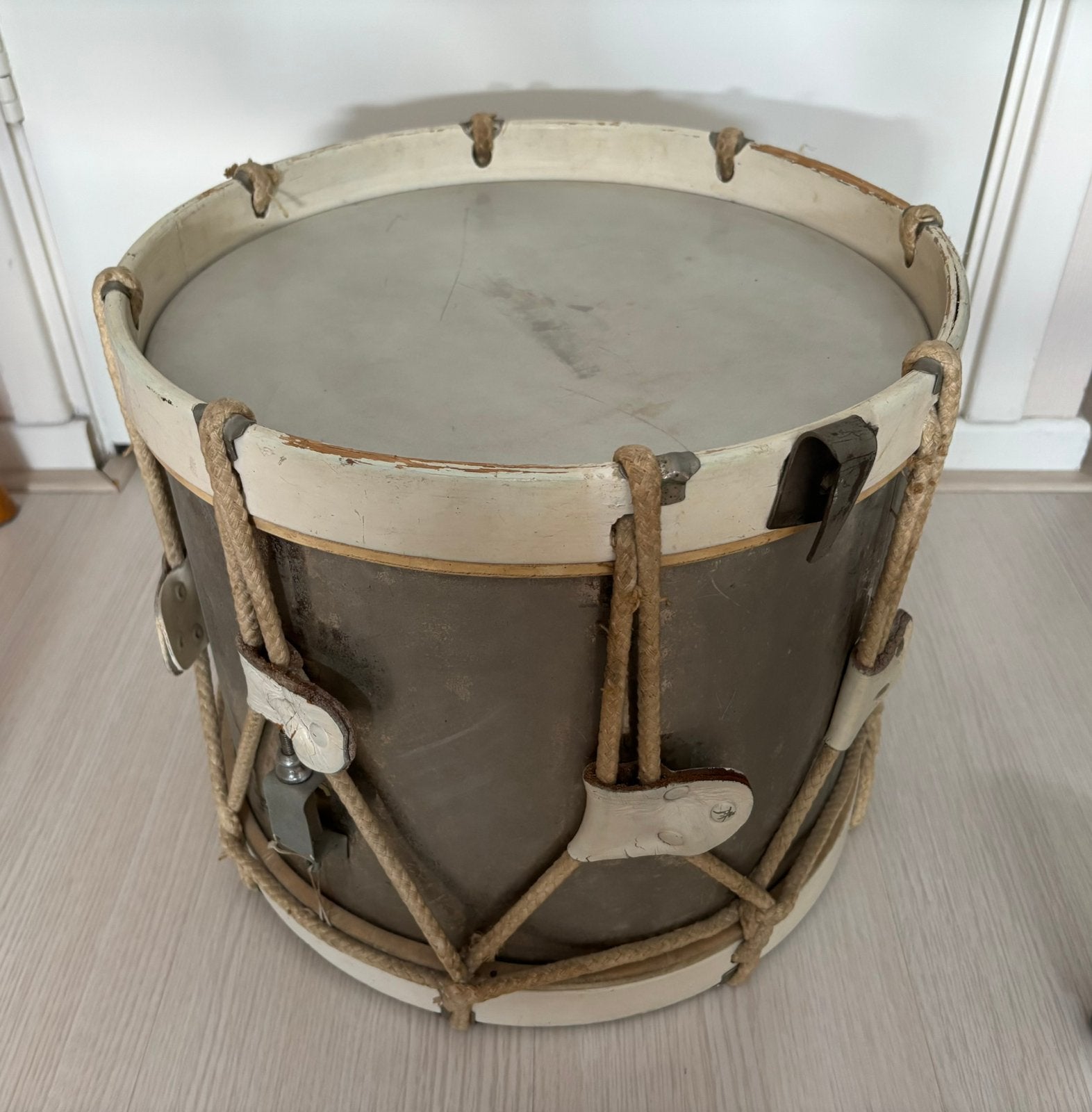 Oude tommel van drumband fanfare snaredrum, Ophalen, Zo goed als nieuw, Overige merken