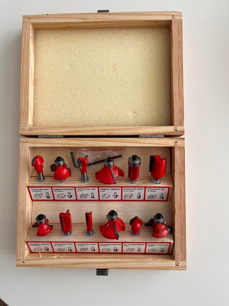 12 delige frezen set., Ophalen, Zo goed als nieuw, Elektrisch, Overige soorten