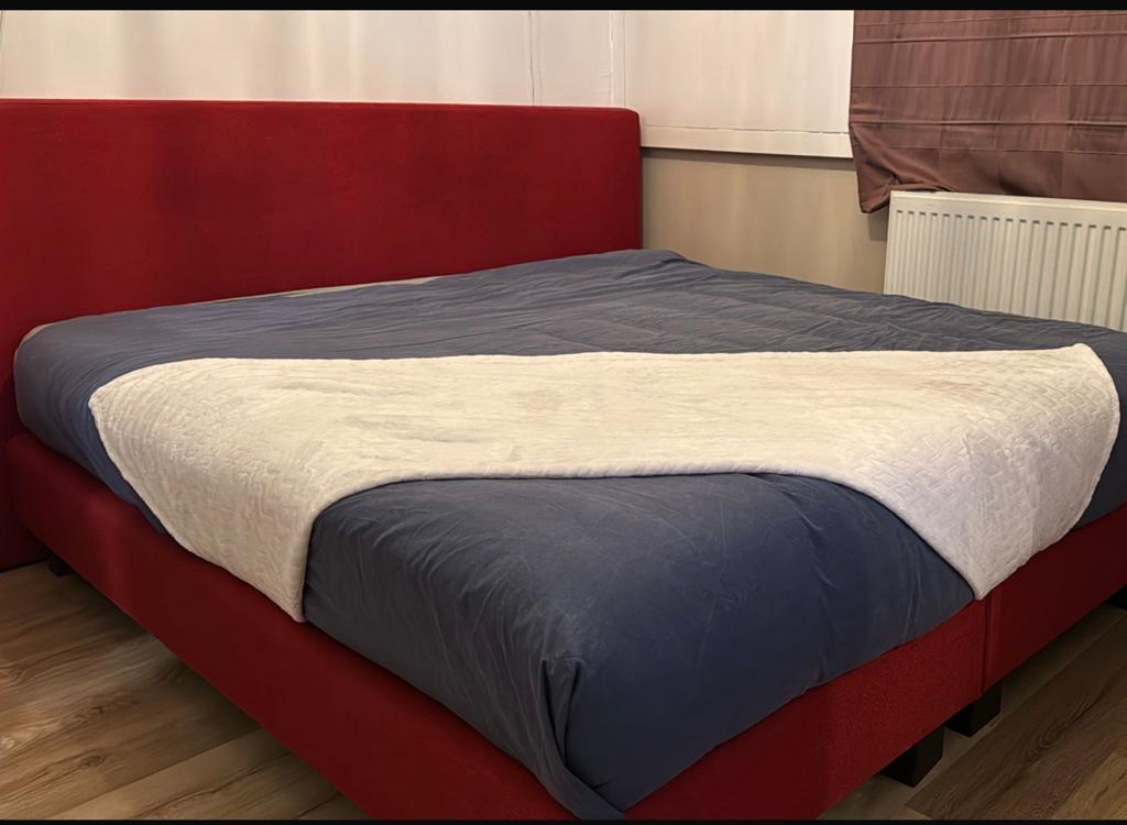 Boxspring pullman 180 x 200, Tweepersoons, Ophalen of Verzenden, Zo goed als nieuw, 180 cm