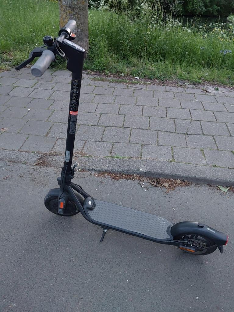 Ninebot segway elektrische step (E-scooter) F25E.., Fietsen en Brommers, Steps, Ophalen of Verzenden, Gebruikt, Elektrische step (E-scooter)