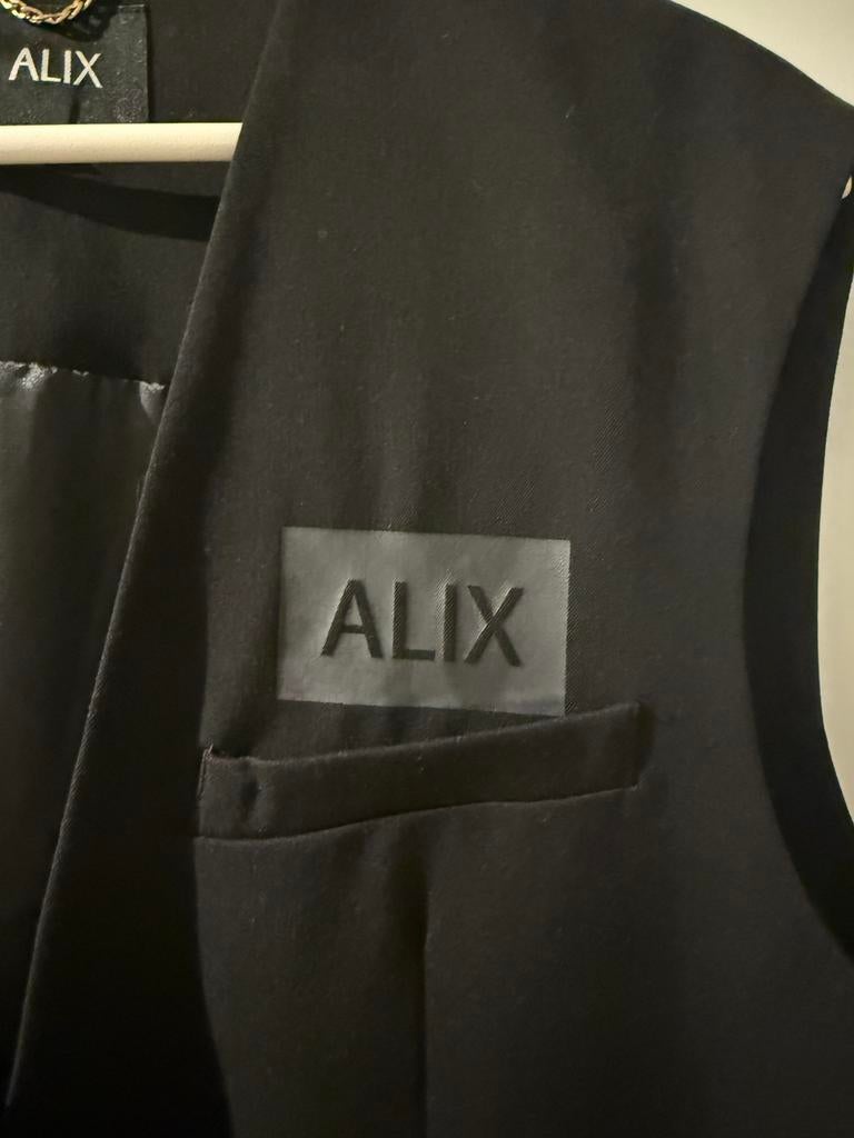 Alix the Label gilet zwart (nieuw) maat Medium, Kleding | Dames, Jasjes, Kostuums en Pakken, Maat 38/40 (M), Zwart, Ophalen of Verzenden