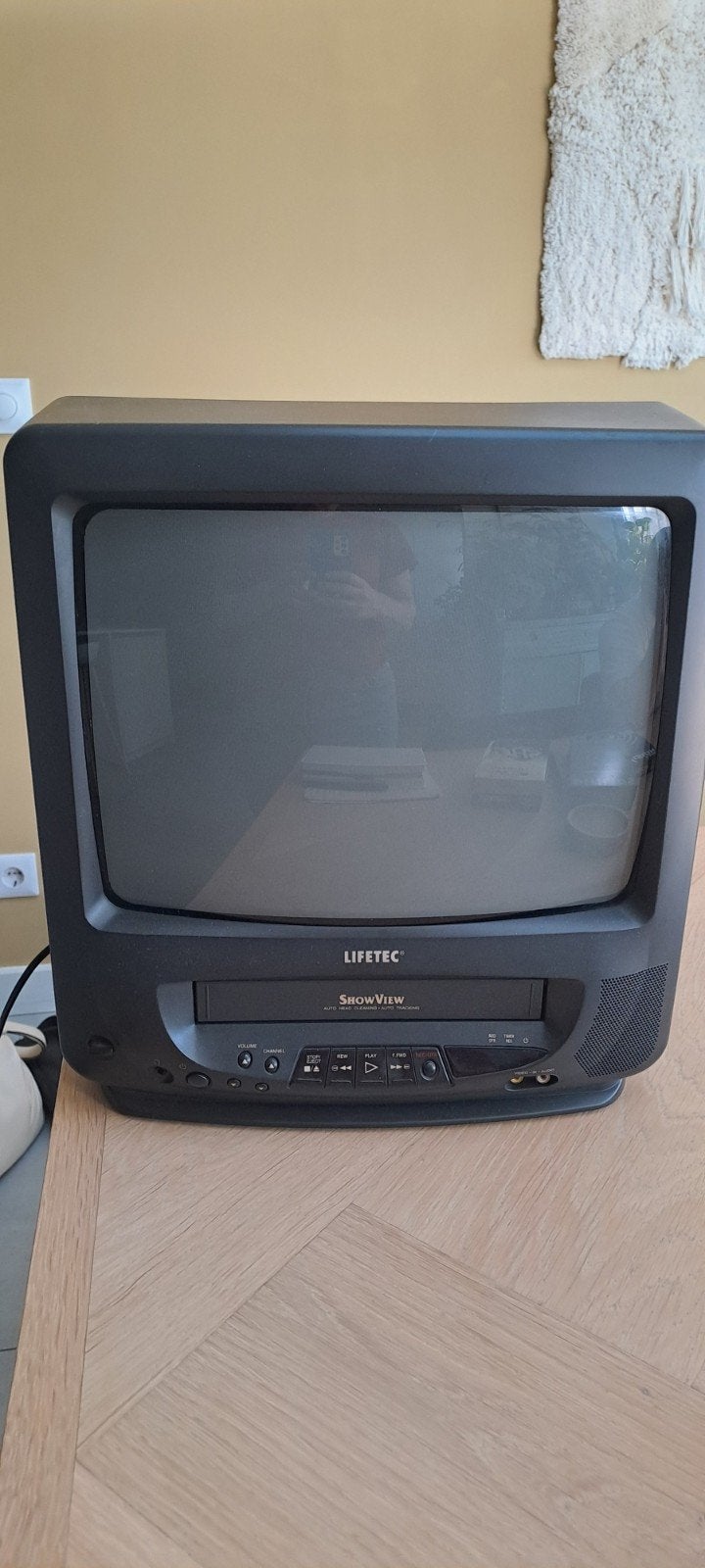 Lifetec Televisie met ingebouwde videorecorder, Ophalen, Gebruikt, Minder dan 40 cm, Overige merken