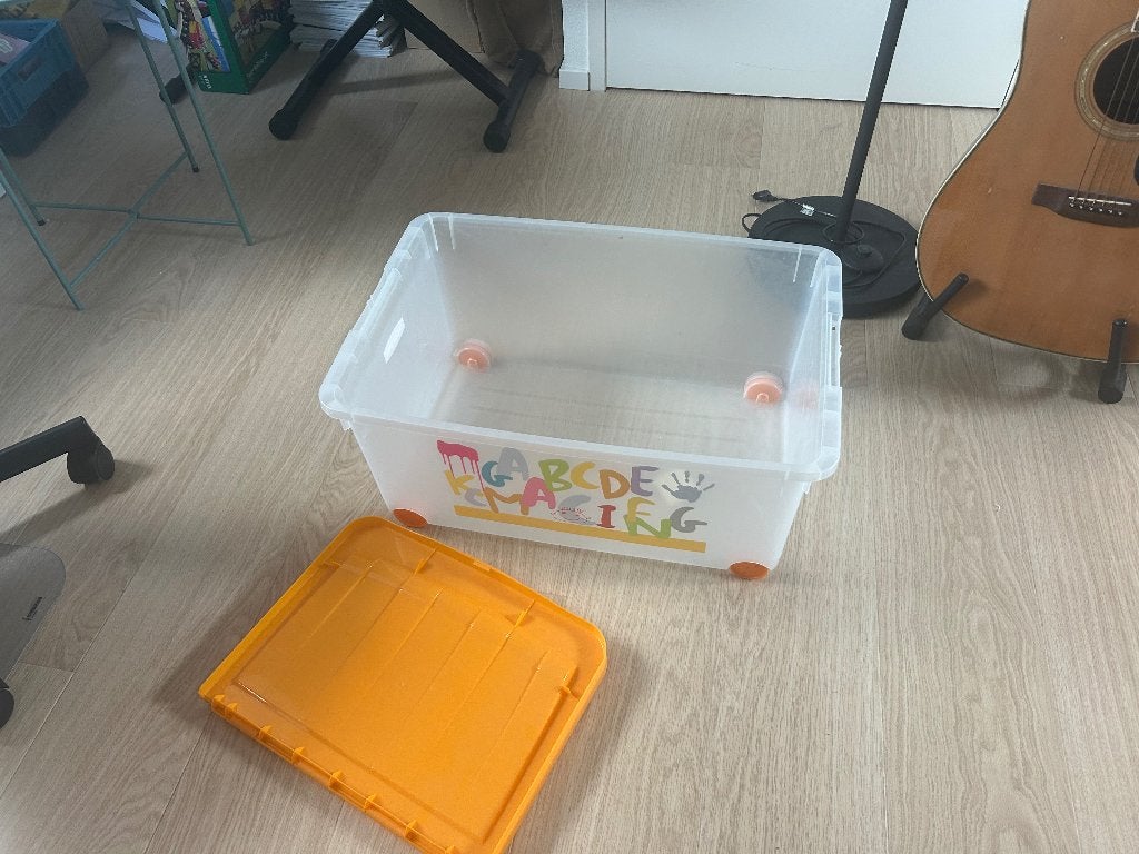 Opbergbox op wielen, Huis en Inrichting, Woonaccessoires | Kisten, Ophalen, 50 tot 100 cm, Zo goed als nieuw, Minder dan 50 cm