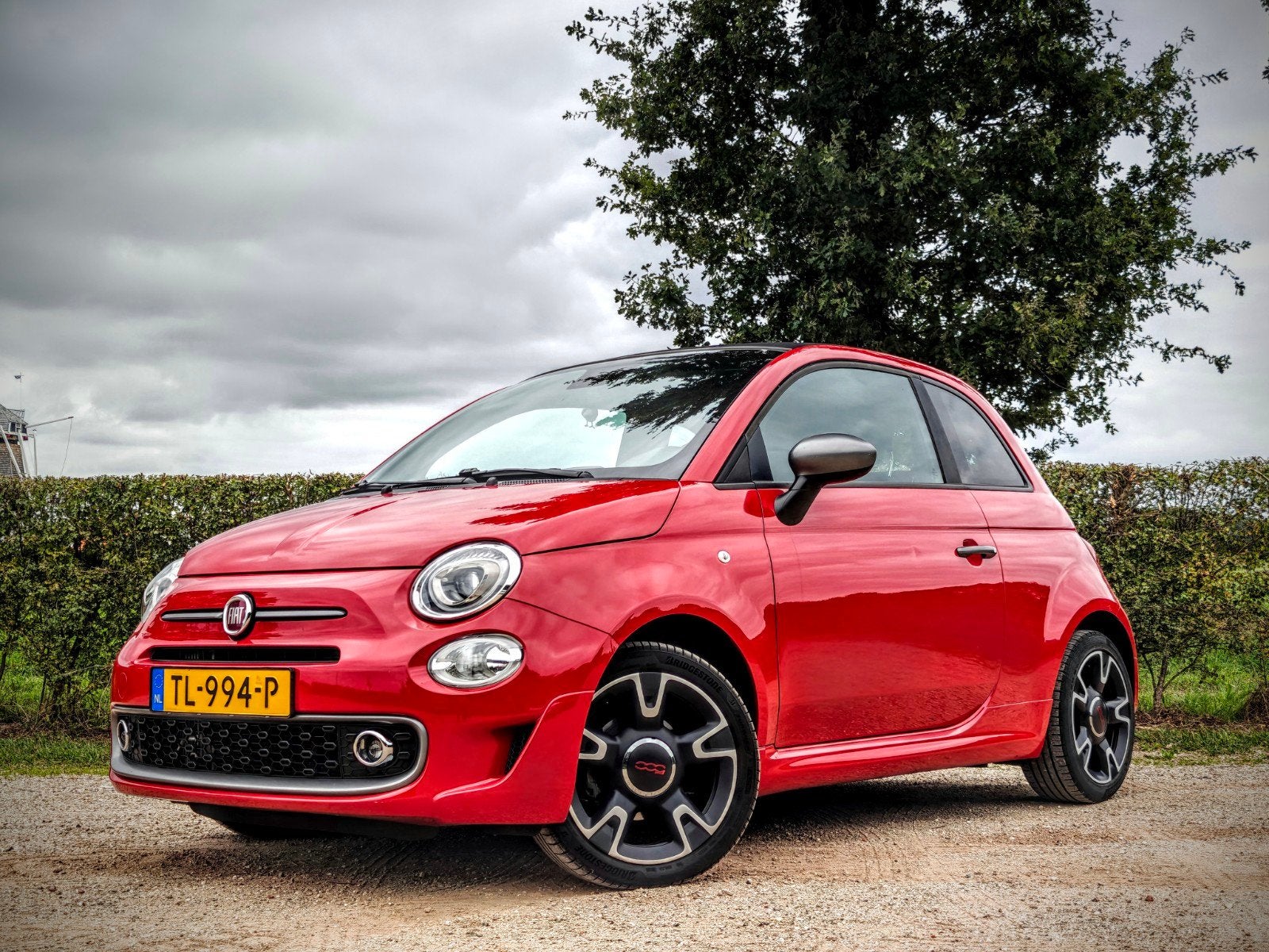 Fiat 500 C Twinair Turbo S 80pk-NAP-Carplay 2018 Rood, Auto's, Dealer onderhouden, Leder en Stof, Origineel Nederlands, Handgeschakeld
