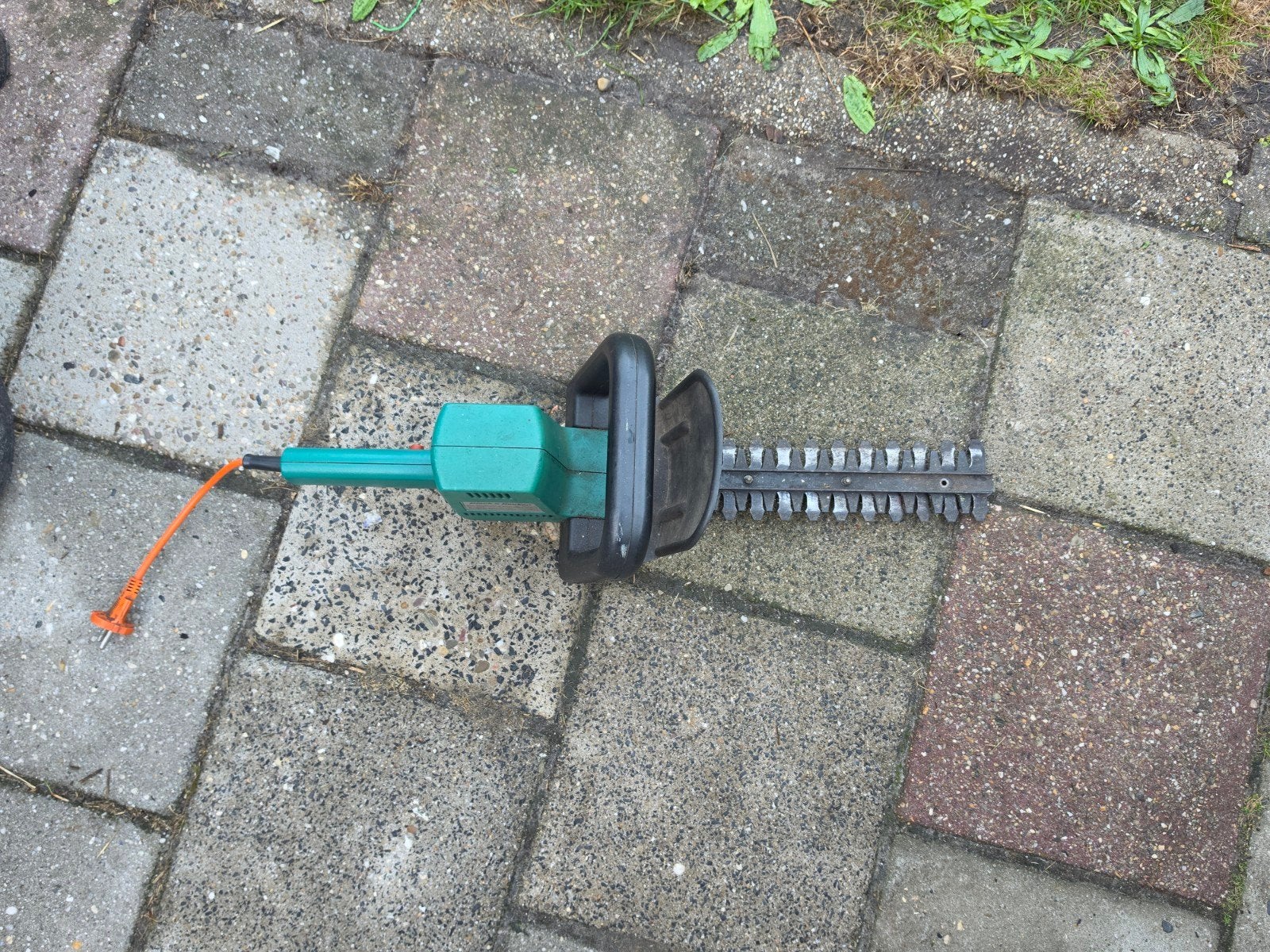 Black & Decker elektrische heggenschaar, Tuin en Terras, Heggenscharen, Ophalen, Gebruikt, Elektrisch, Black & Decker