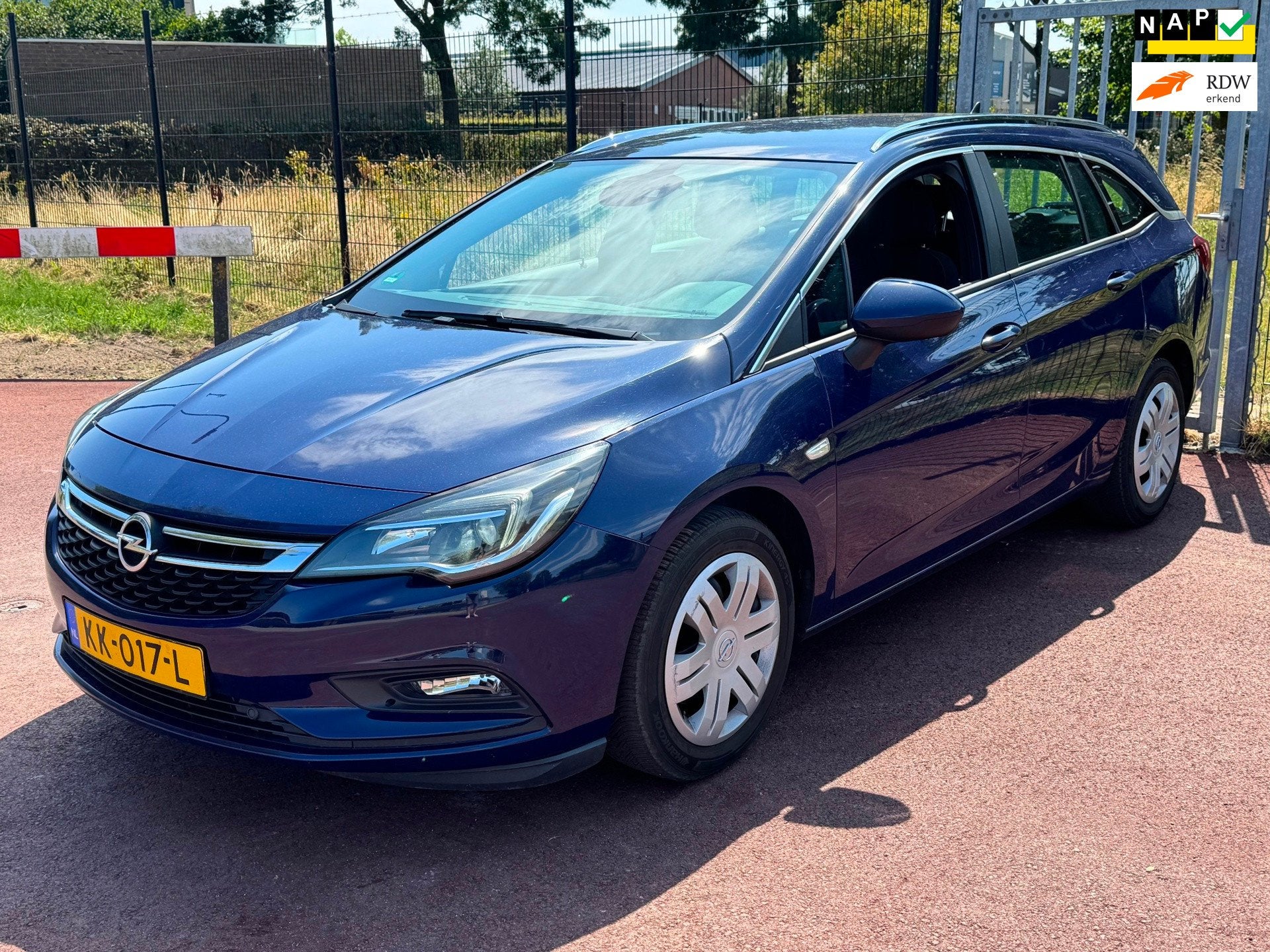Opel Astra Sports Tourer 1.6 CDTI Business+LED Adaptive crui, Auto's, Voorwielaandrijving, Gebruikt, Euro 6, 4 cilinders