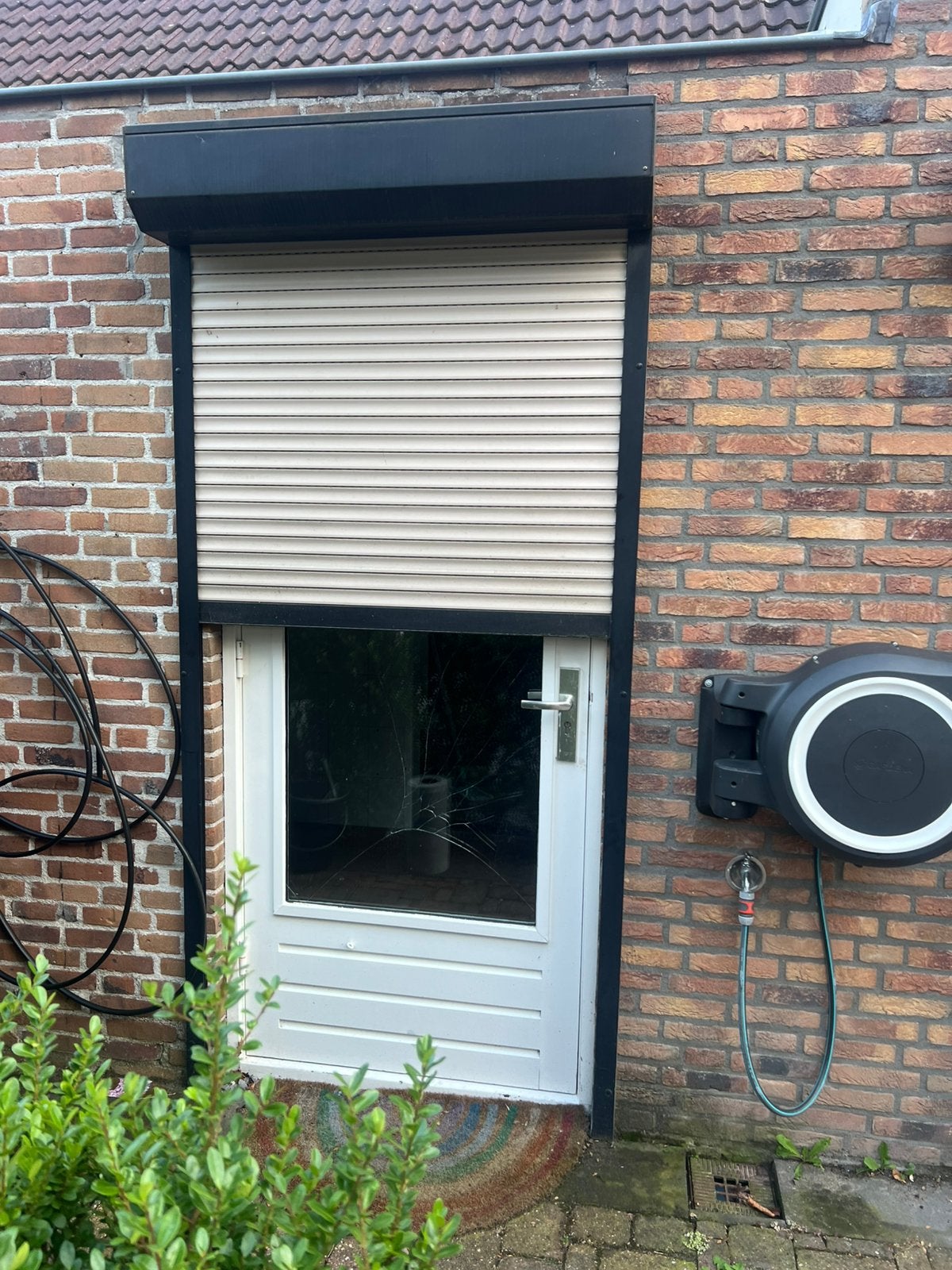 Rolluik voor een deur te koop, Ophalen, Gebruikt, 100 tot 150 cm, 200 cm of meer