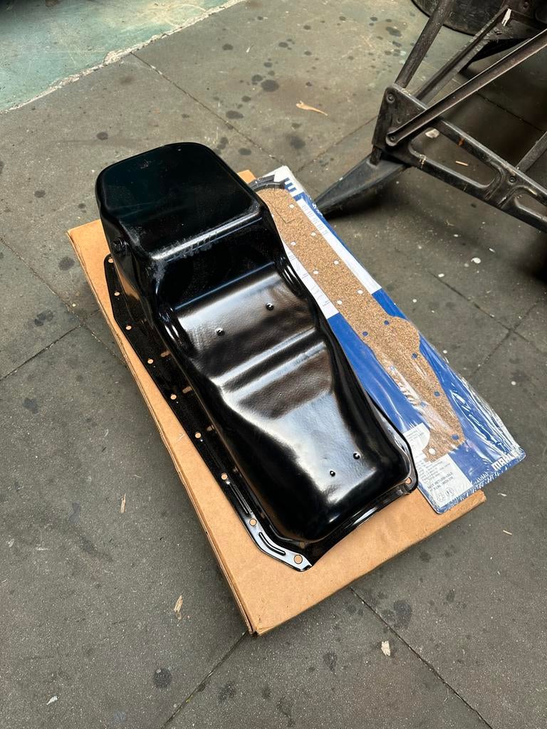 Carterpan Chevrolet g10 g20 g 30 80/85 + pakkingset nieuw, Ophalen of Verzenden, Nieuw, Chevrolet