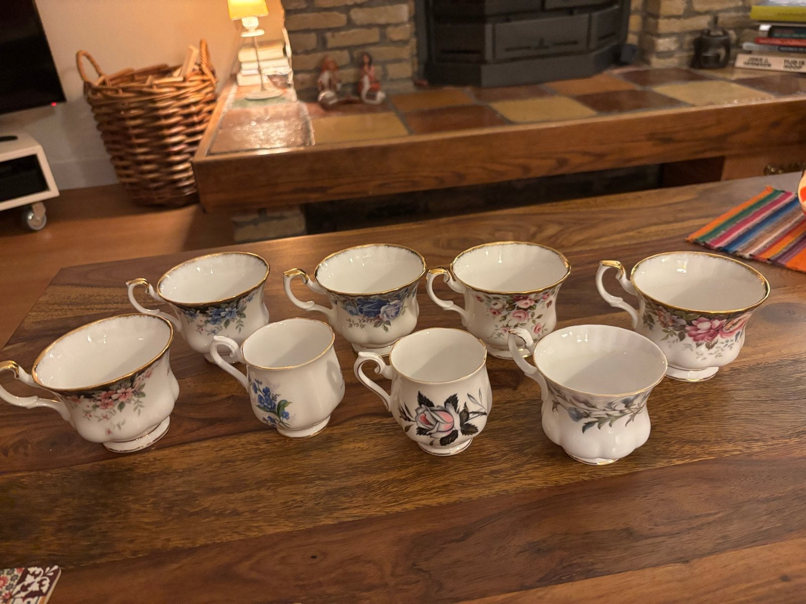 Royal Albert Bone China kop en schotel set - diverse patrone, Antiek en Kunst, Antiek | Servies los, Ophalen of Verzenden