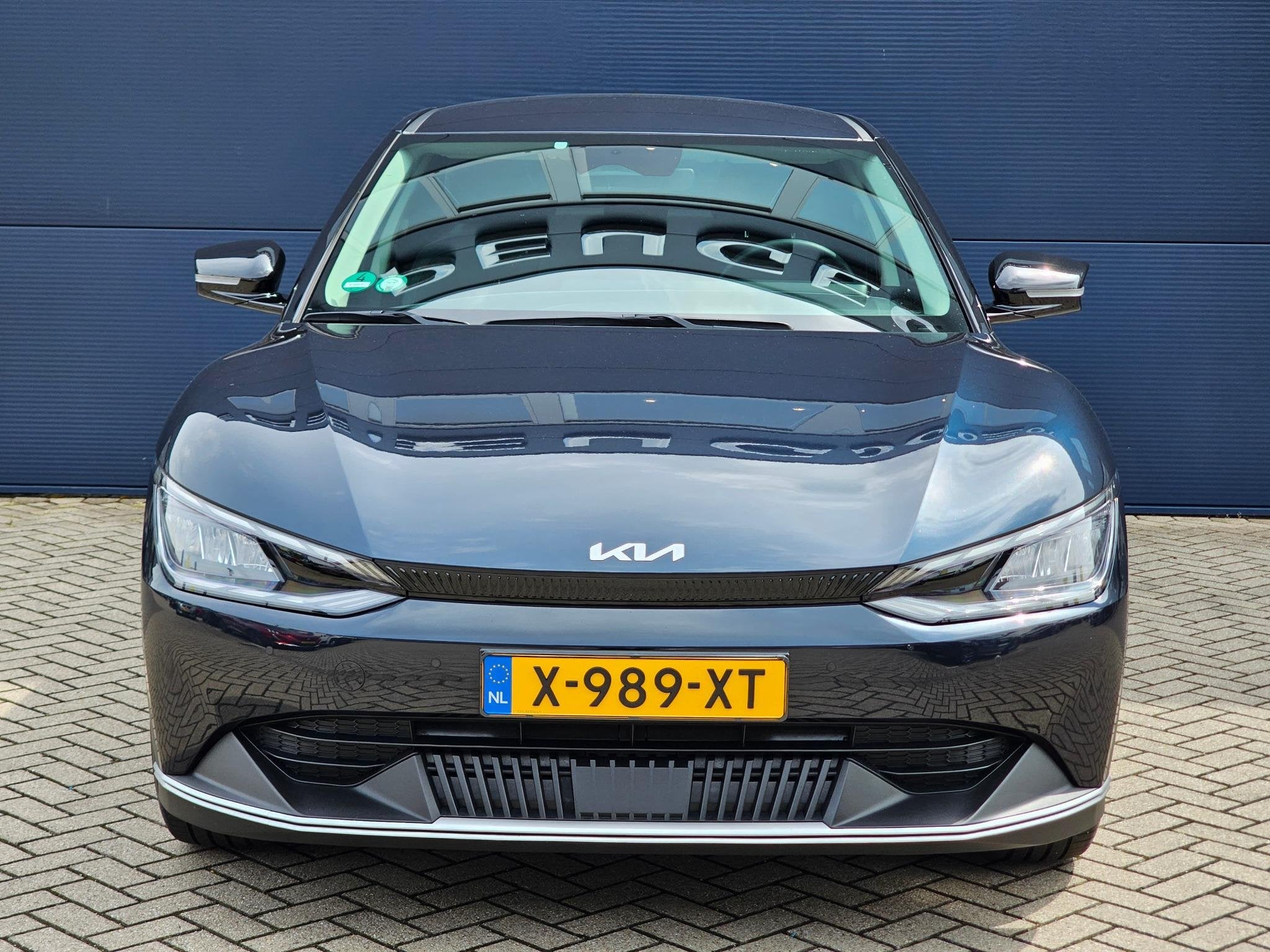 Kia EV6 Light Edition 58 kWh 170 pk RWD | Android Auto/Apple, Auto's, Automaat, Gebruikt, 750 kg, Blauw