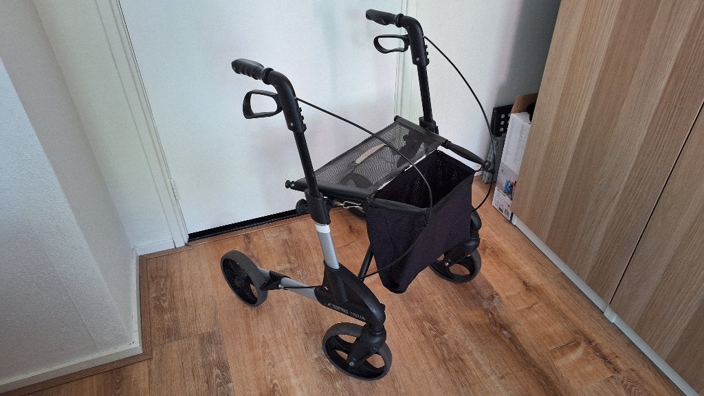 rollator Topro Troja S Small met standaard tas., Ophalen, Opvouwbaar, Gebruikt