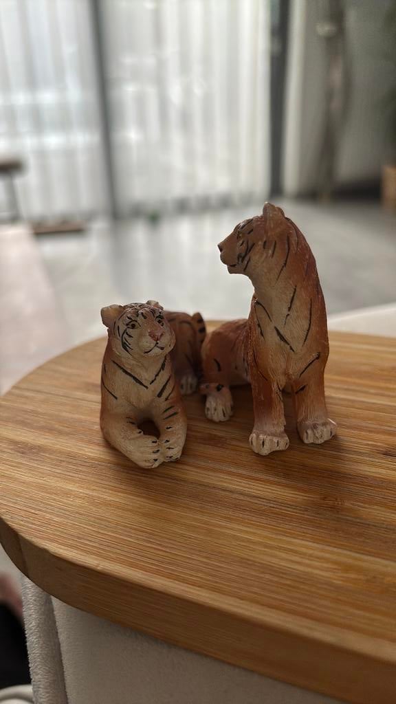 Kleine figuren speelgoed tijgers, Verzamelen, Beelden en Beeldjes, Ophalen of Verzenden, Zo goed als nieuw, Dier
