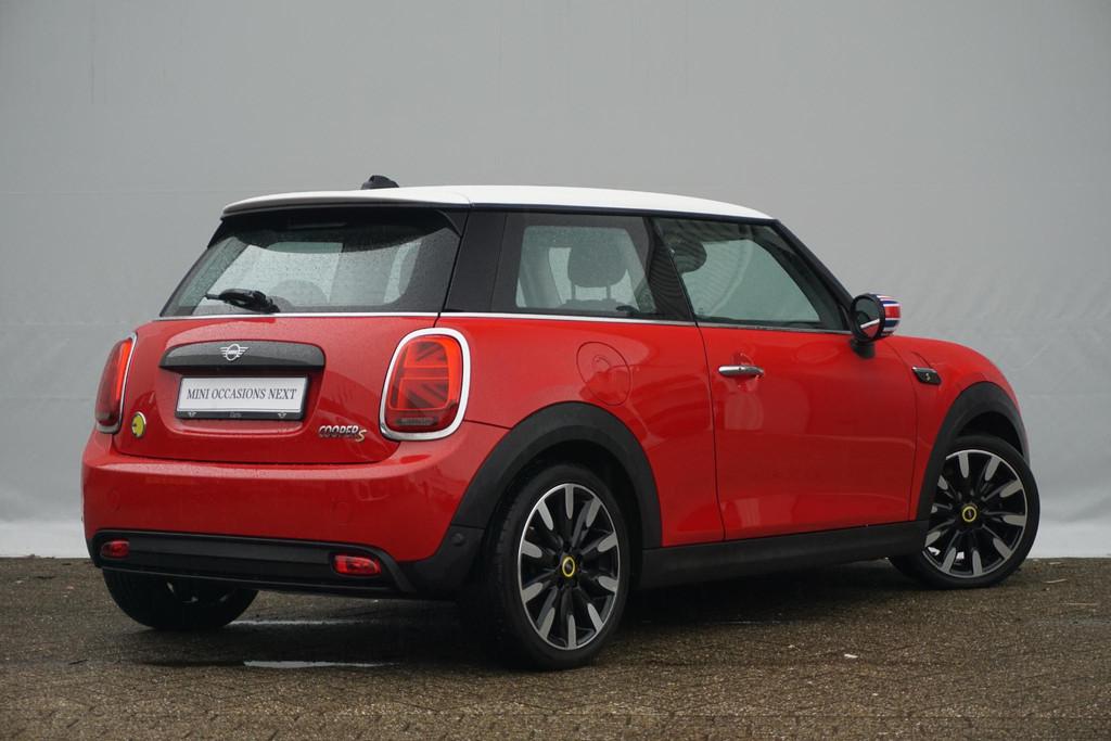 MINI 3-deurs Electric Resolute Edition | Yours vollederen sp, Auto's, Mini, Stof, 4 stoelen, Mini Electric, Origineel Nederlands