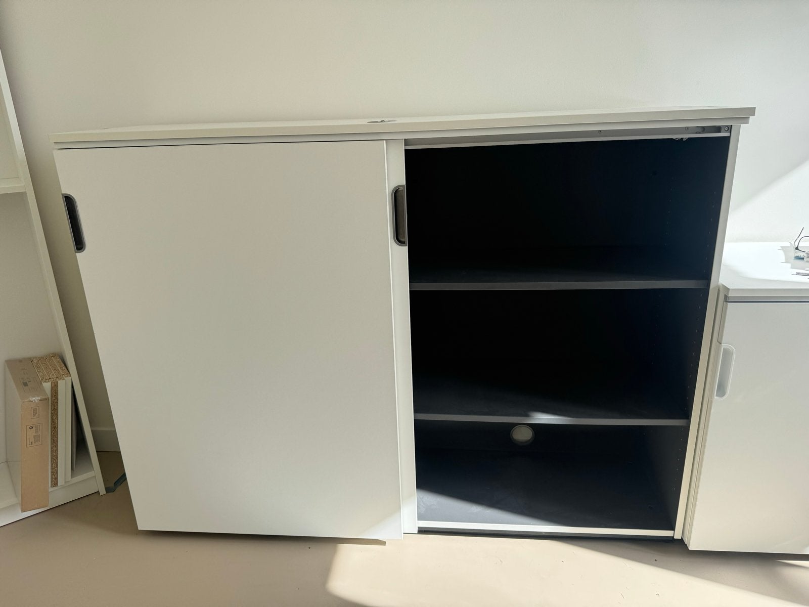Galant kast met schuifdeuren, wit 160x120, Ophalen, Zo goed als nieuw