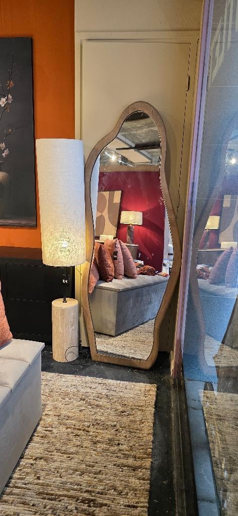 Spiegel organische houten lijst naturel | Showmodel korting!