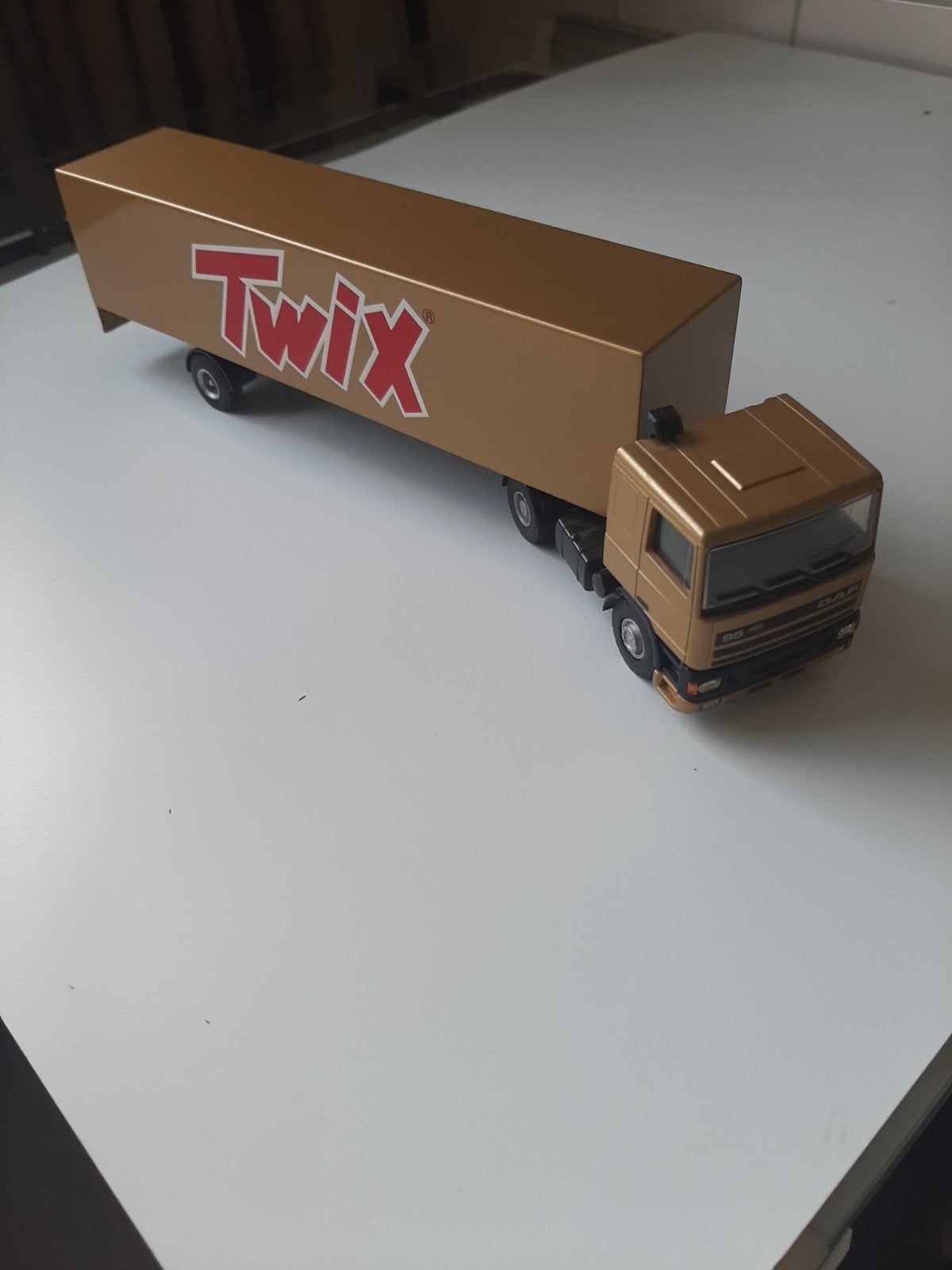schaalmodel 1:50, Hobby en Vrije tijd, Modelauto's | 1:50, Ophalen of Verzenden, Bus of Vrachtwagen, Overige merken