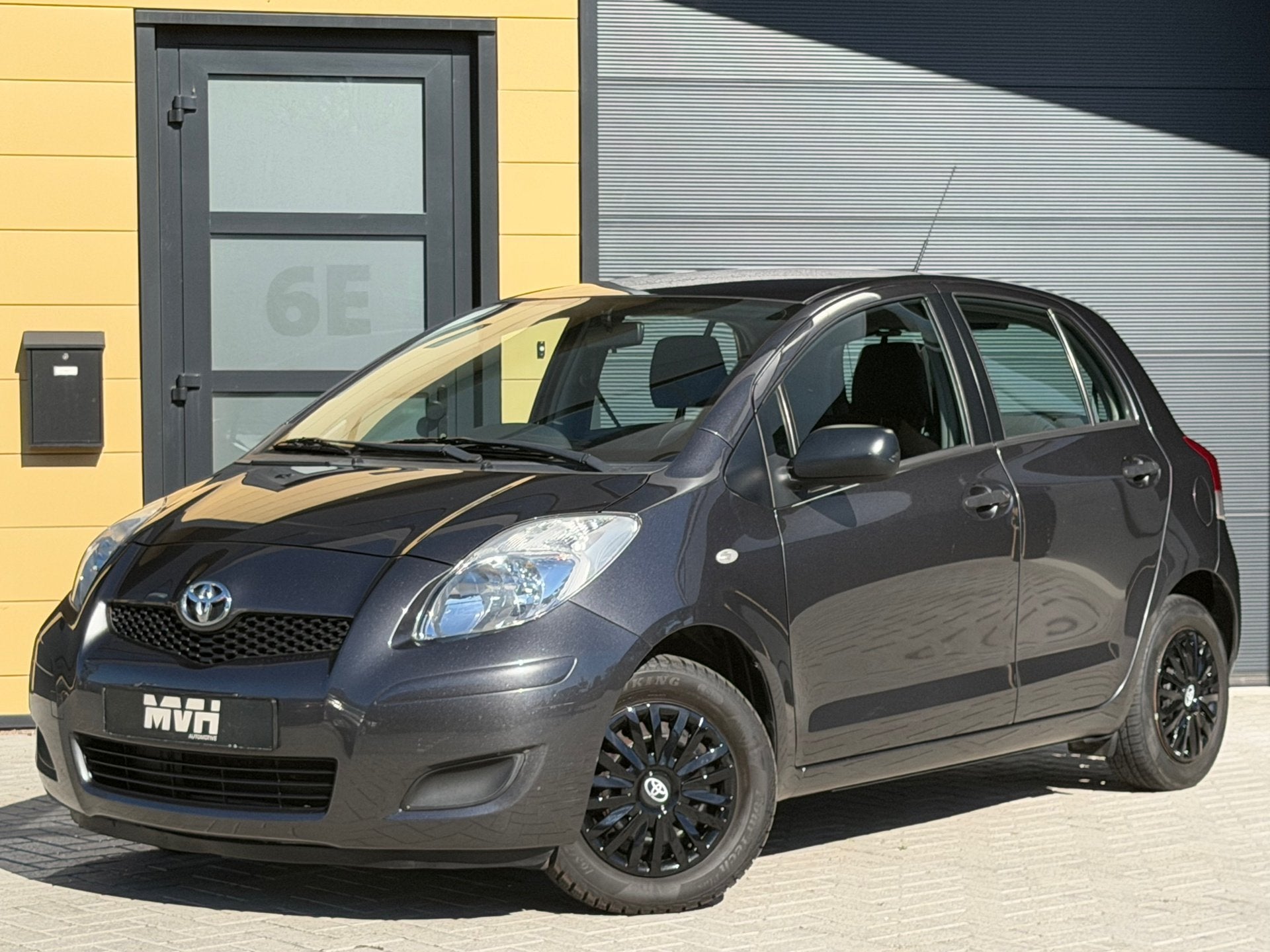 Toyota Yaris 1.0 VVTi Acces -1e Eigenaar - Airco - 5 Drs - O, Voorwielaandrijving, Dealer onderhouden, Stof, 750 kg