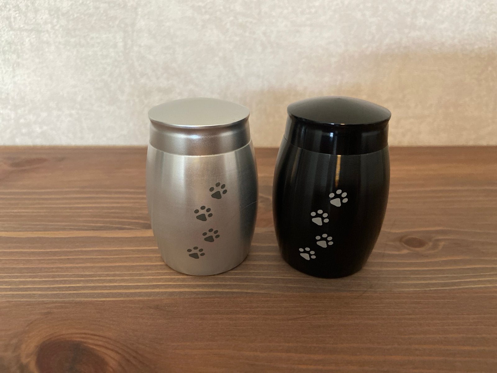 2 mini huisdier urnen, Dieren en Toebehoren, Ophalen of Verzenden, Nieuw