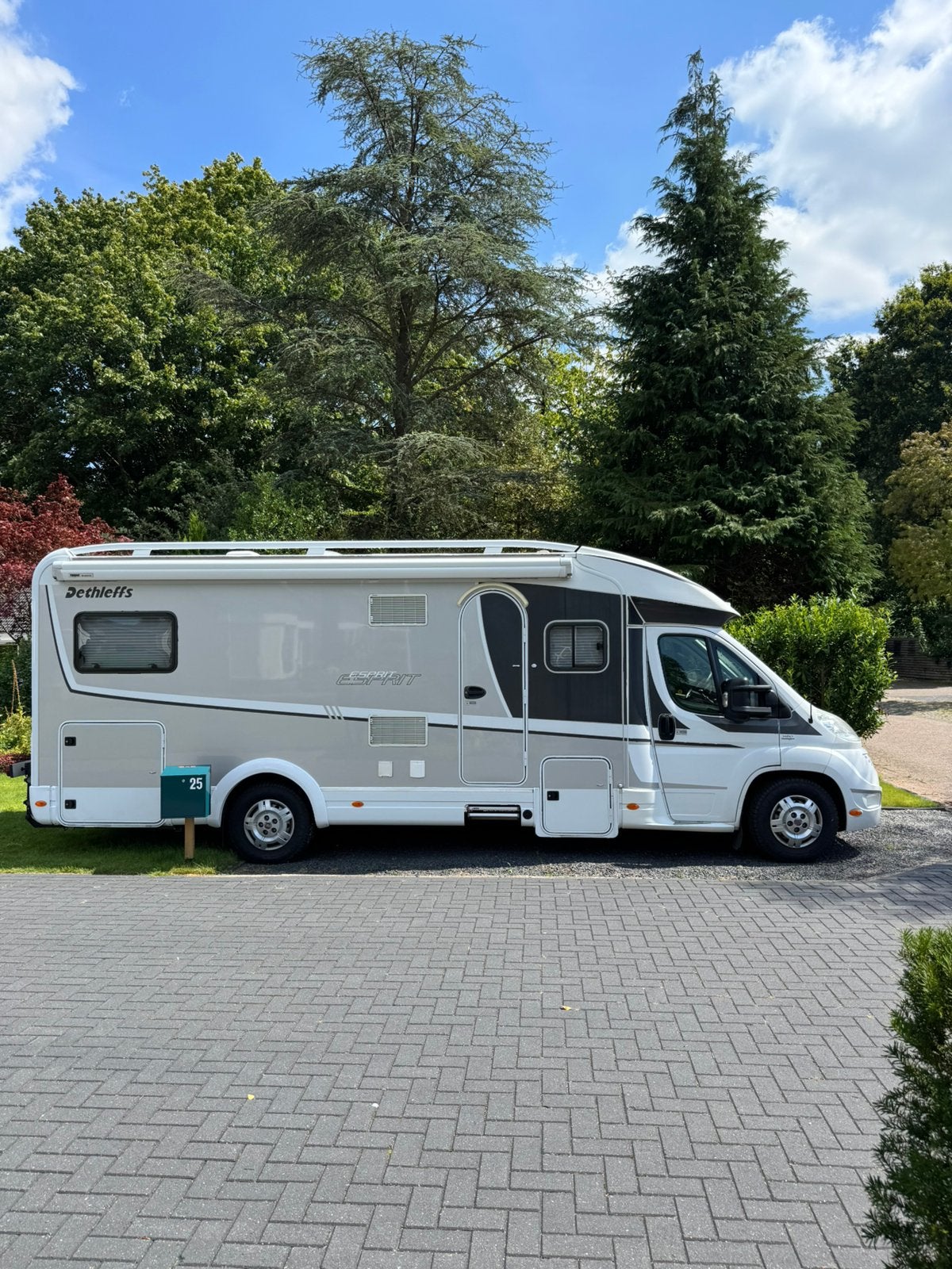 Dethleffs Esprit T 7150 EB, Ringverwarming, Fiat, Luifel, 7 tot 8 meter