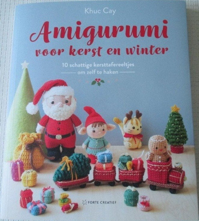 Haakboek,Haken,Amigurumi,voor kerst en winter,Khuc Gay, Hobby en Vrije tijd, Verzenden, Zo goed als nieuw, Breien of Haken, Patroon of Boek