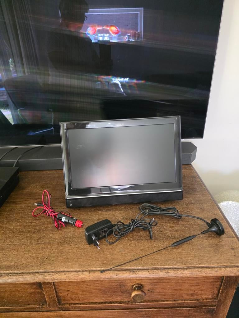 Compacte draagbare TV met dvd speler en div. aansluitingen, Audio, Tv en Foto, Televisies, Gebruikt, 50 Hz, Minder dan 40 cm, Ophalen