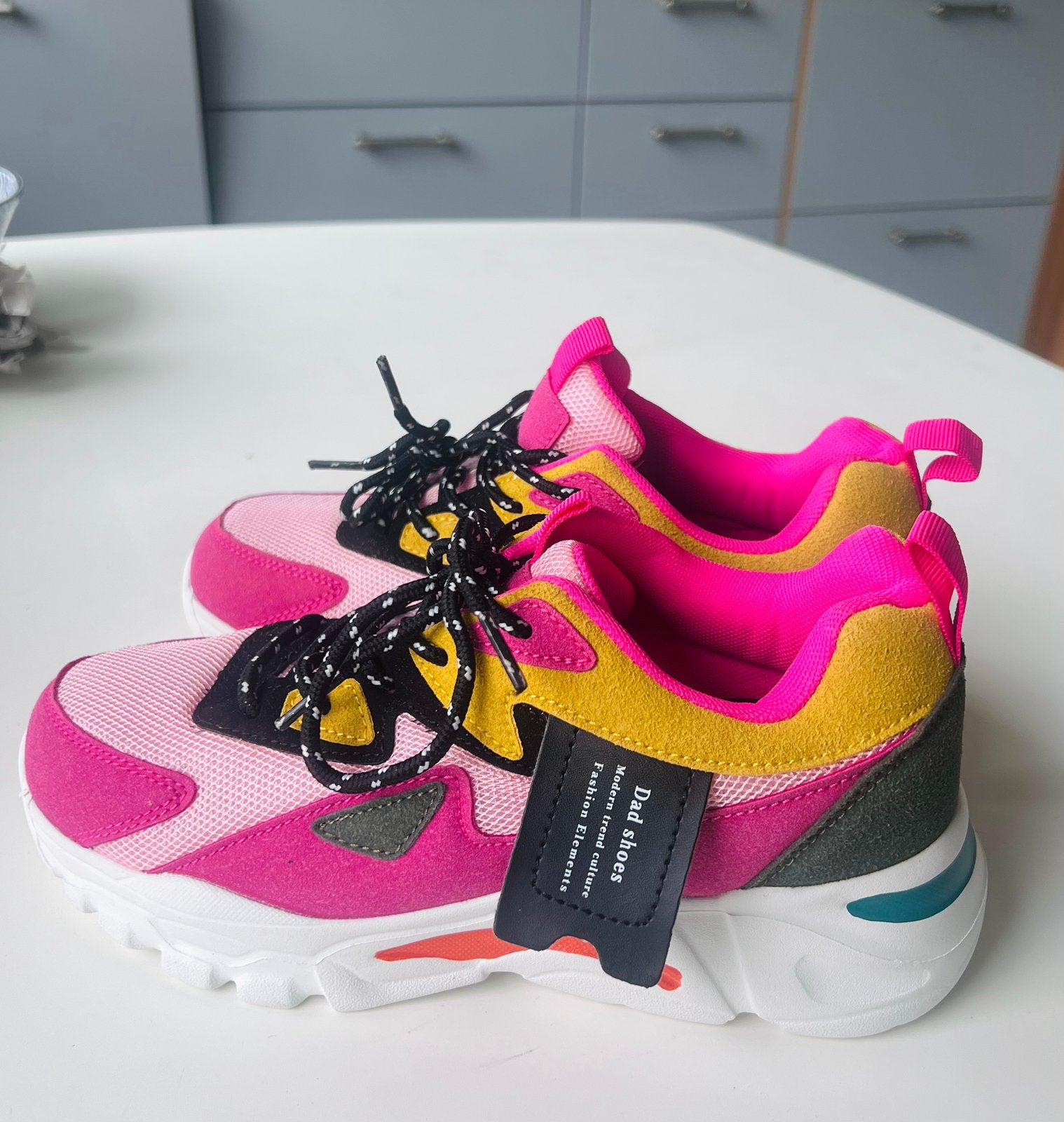 Kleurige sneakers, Overige kleuren, Nieuw, Ophalen of Verzenden, Sneakers of Gympen