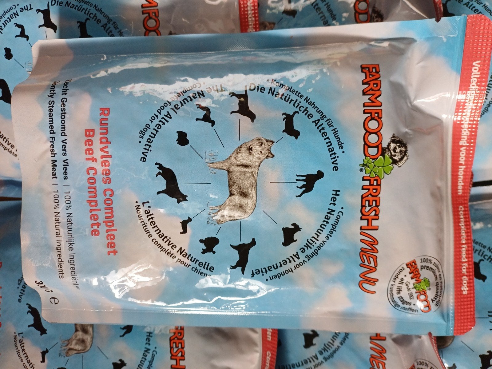29 x farmfood fresh menu 300 gr. voor hond rundvlees complee, Dieren en Toebehoren, Ophalen of Verzenden, Hond