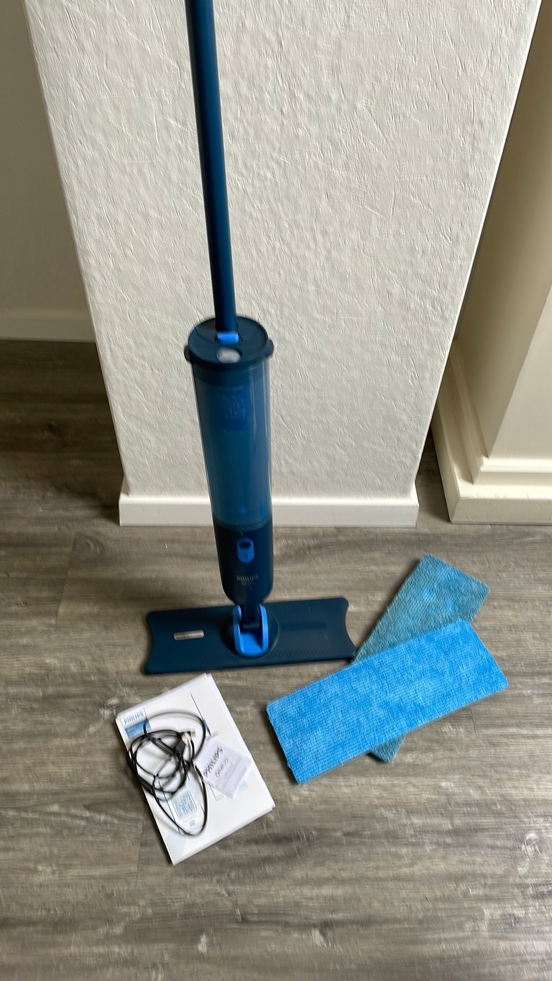 Philips one up vloerreiniger, Huis en Inrichting, Ophalen, Mop of Dweil
