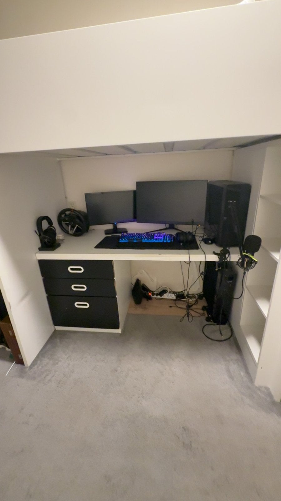 Foto 4 van IKEA SMÅSTAD Hoogslaper 90x200 cm met bureau en kast