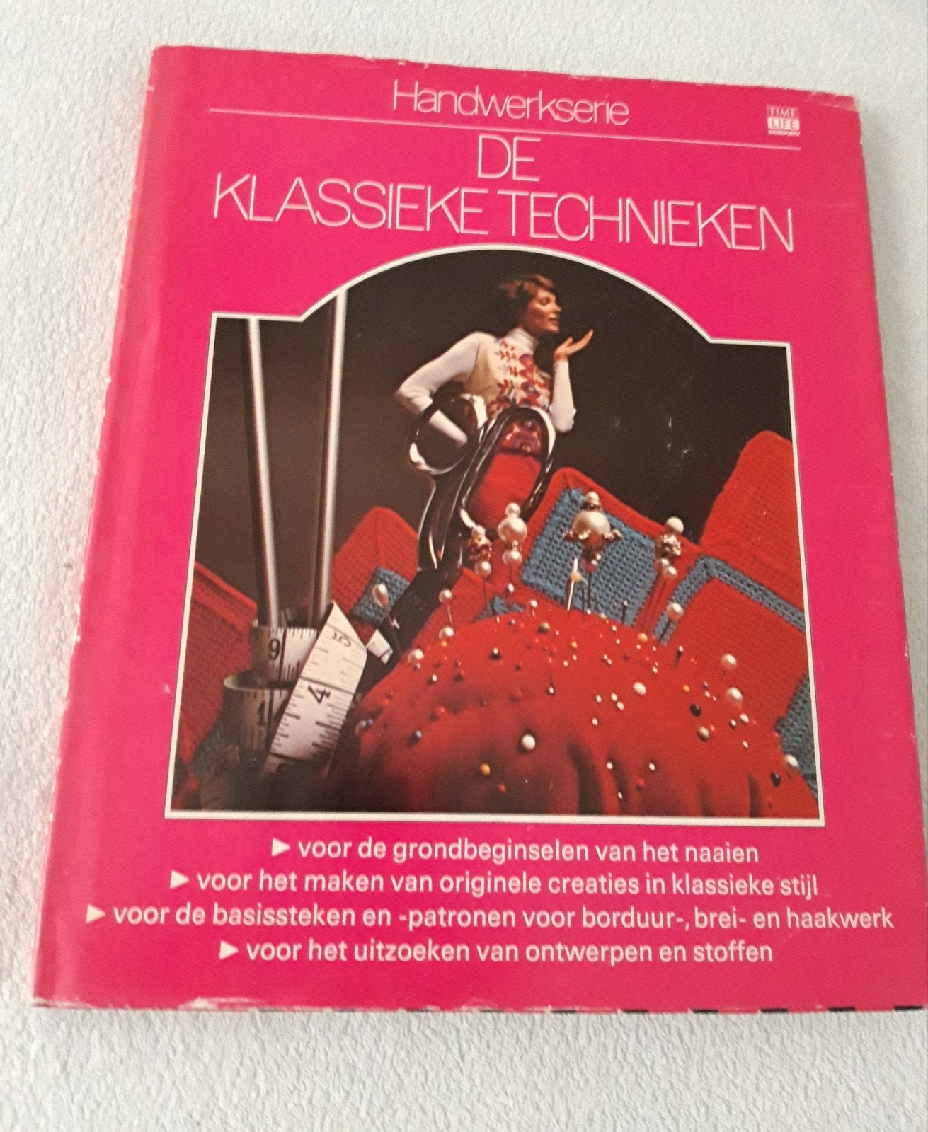 Handwerkserie, De klassieke technieken, jaren 70, Boeken, Ophalen of Verzenden, Borduren en Naaien