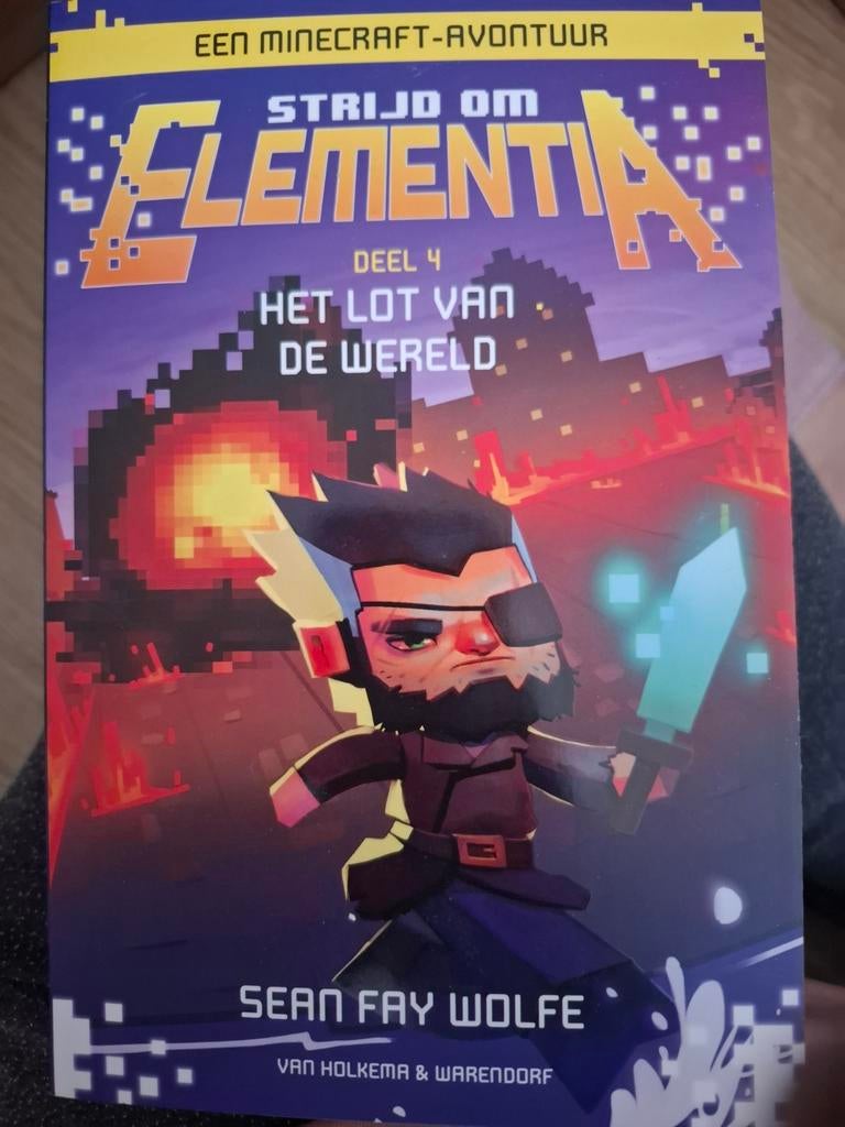 Minecraft  Het lot van de wereld, Ophalen of Verzenden, Zo goed als nieuw, Sean Fay Wolfe